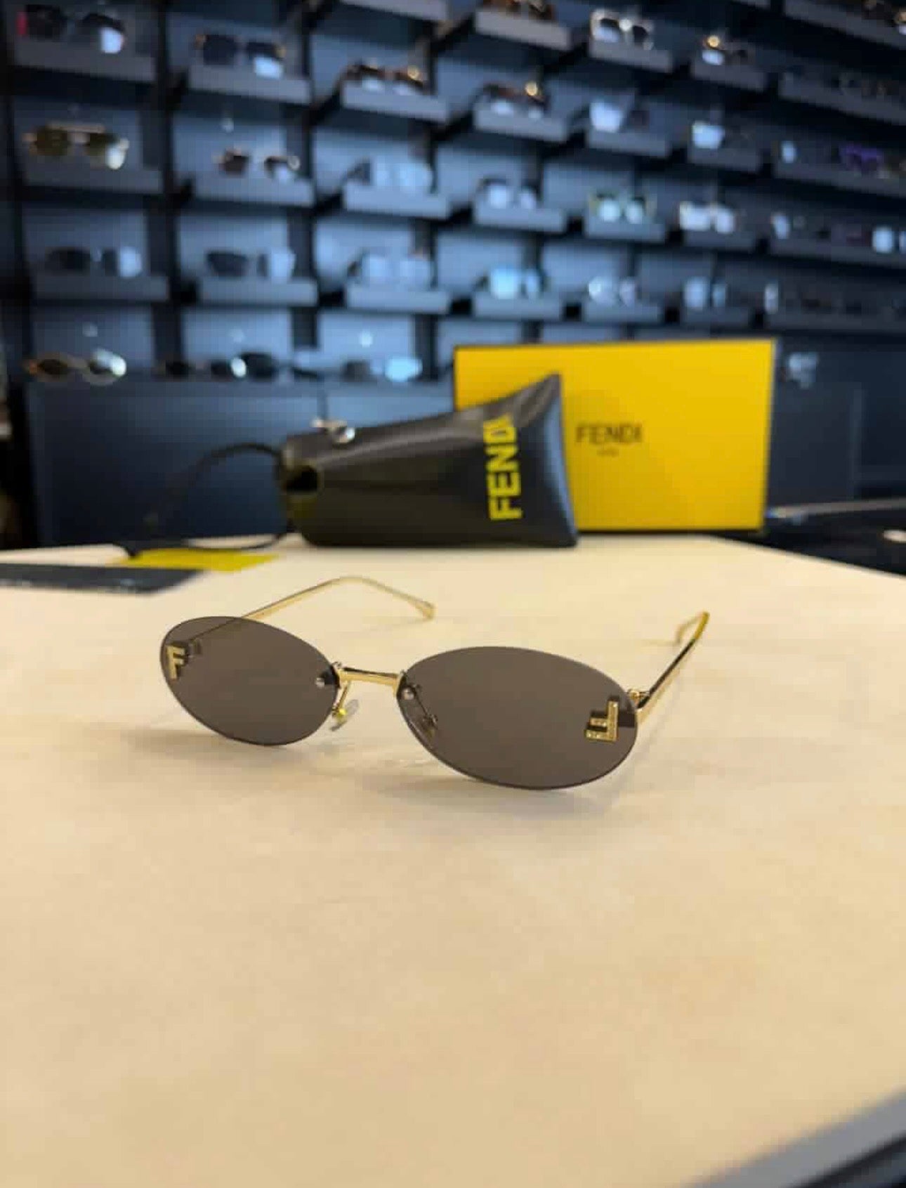 Γυαλια Fendi - 7352