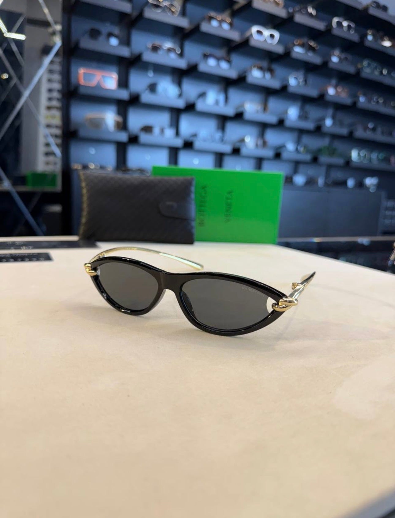 Γυαλια Botegga Veneta - 2302