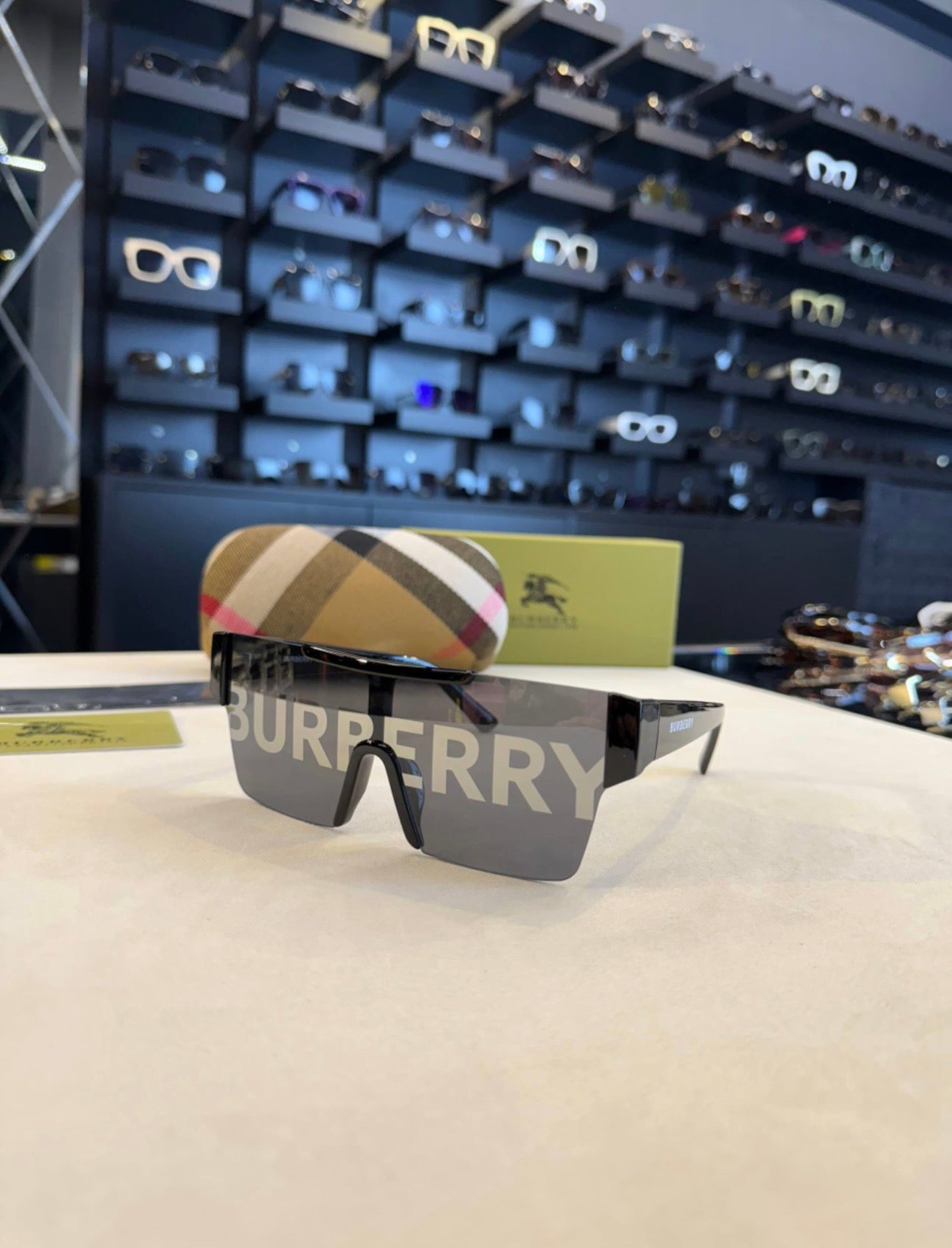 Γυαλια Burberry - 2106